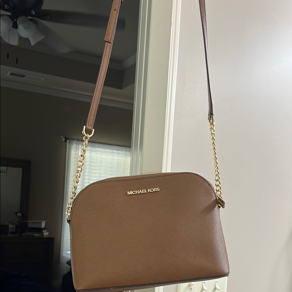 Michael Kors Brown Crossbody Bag with Elegant Design